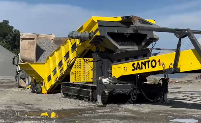 Radial truck unloader running in Kazakhstan
